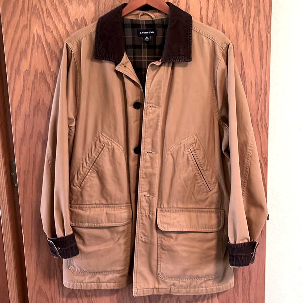 Lands’ End “Barn coat” Mustard color with brown collar Excellent condition
